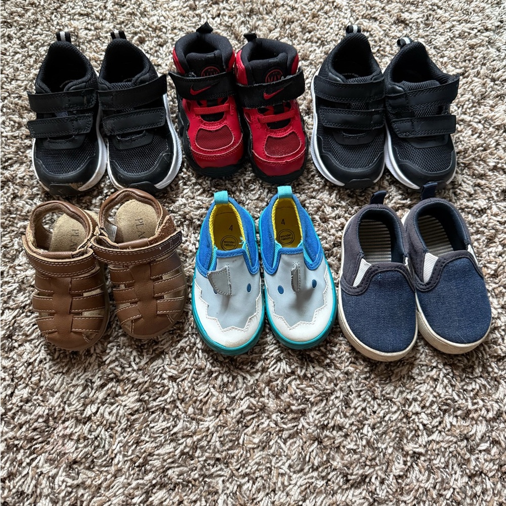 Boy size 4 shoes